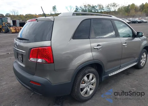 2012 Kia Sorento Lx from USA, damaged, VIN 5XYKTCA64CG266981